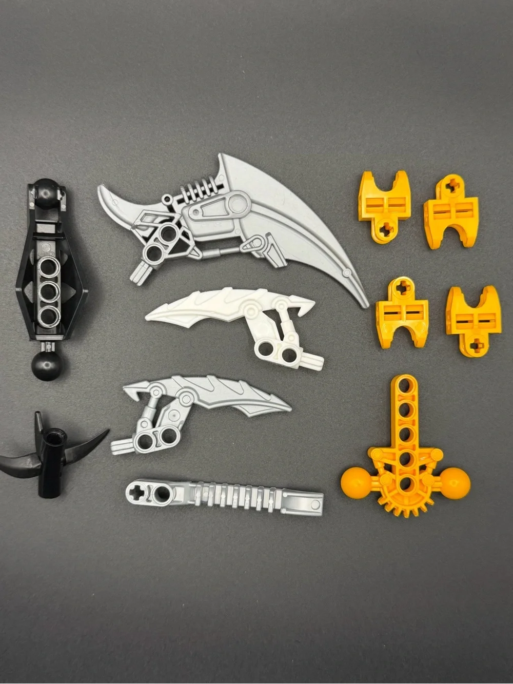 LEGO Bionicle Parts Bundle